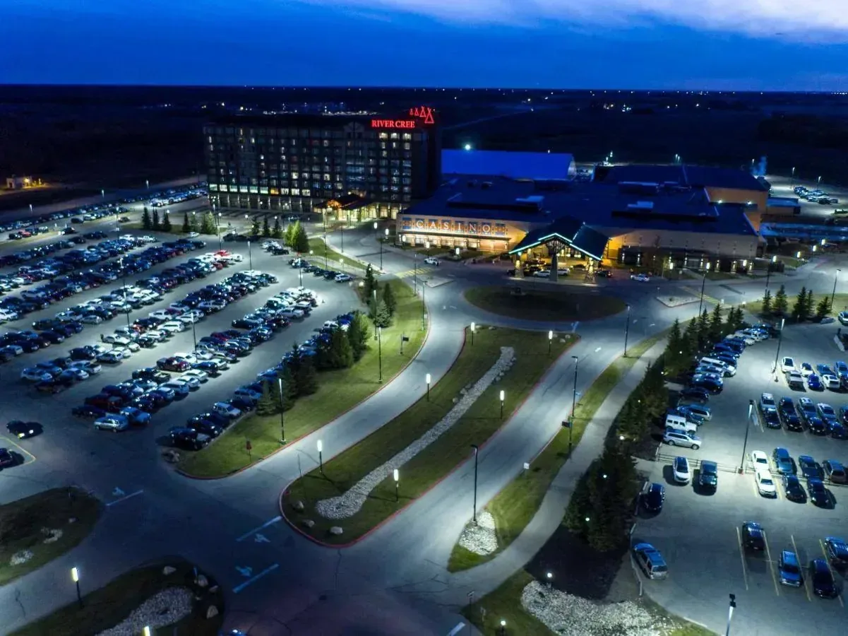 The River Cree pool and resort grounds
